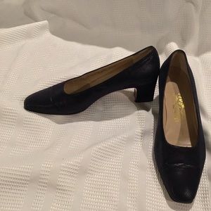 Salvatore Ferragamo Navy Pumps